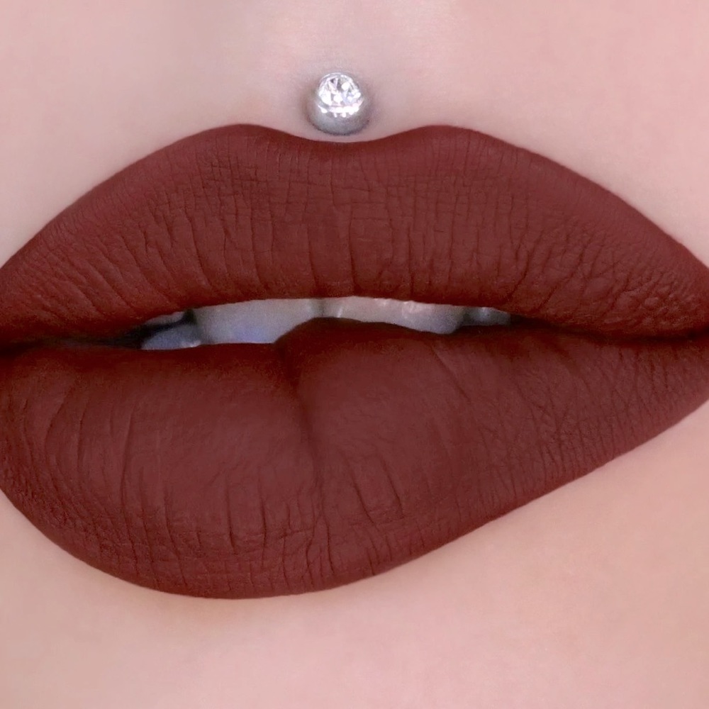Jeffree Star- Unicorn Blood